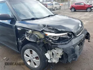 2014 Kia Soul with VIN KNDJN2A22E7001229, listed as a IAAI auction lot 41837818 with 190,304 mi miles. Bid and sale history available at carsss.com. Image 6.