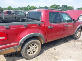 2010 Ford Explorer Sport Trac XLT z VIN 1FMEU3BE8AUA41454, wystawiony jako IAAI lot #42250096 z przebiegiem 177 269 mil mil oraz . Historia ofert i sprzedaży dostępna na DreamBid. Obrazek 14.