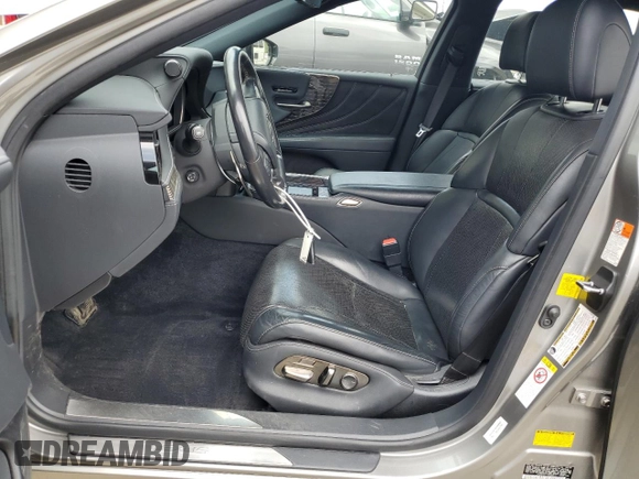 2018 Lexus LS 500 with VIN JTHB51FF1J5006811, listed as a Copart auction lot 62999675 with 109,319 mi miles and Salvage title. Bid and sale history available at DreamBid. Image 7.