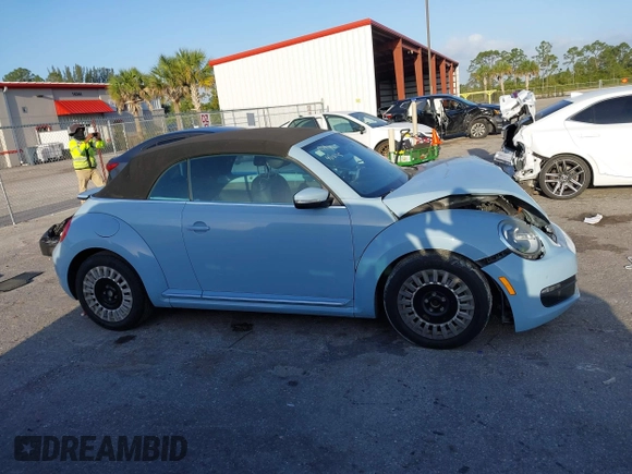 2013 Volkswagen Beetle 2.5L with VIN 3VW5P7AT0DM812482, listed as a IAAI auction lot 42103987 with 105,513 mi miles and . Bid and sale history available at DreamBid. Image 14.