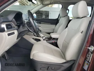 2022 Kia Telluride SX with VIN 5XYP54HC7NG281592, listed as a Copart auction lot 61362775 with 30,821 mi miles and Salvage title. Bid and sale history available at DreamBid. Image 7.