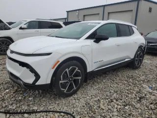 2024 Chevrolet Equinox EV LT with VIN 3GN7DLRP6RS260243, listed as a Copart auction lot 85561804 with 2,458 mi miles and Salvage Title. Bid and sale history available at carsss.com. Image 1.