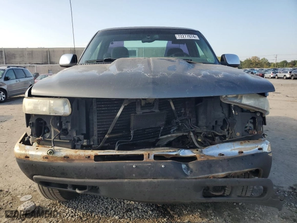 2002 Chevrolet Silverado 1500 LS with VIN 1GCEK14V12Z212738, listed as a Copart auction lot 72277074 with 175,846 mi miles and Salvage Title. Bid and sale history available at carsss.com. Image 5.