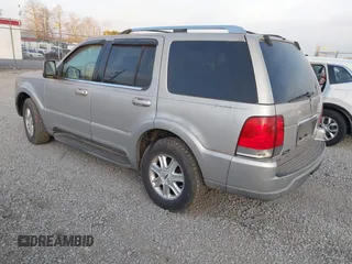 2004 Lincoln Aviator Luxury z VIN 5LMEU88H34ZJ50200, wystawiony jako IAAI lot #41775107 z przebiegiem 220 930 mil mil oraz . Historia ofert i sprzedaży dostępna na DreamBid. Obrazek 3.