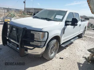 2019 Ford Super Duty F-250 SRW XL with VIN 1FT7W2A66KEC68830, listed as a IAAI auction lot 41676787 with 155,201 mi miles. Bid and sale history available at carsss.com. Image 17.