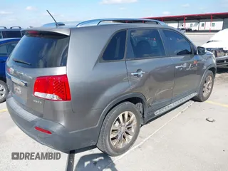 2011 Kia Sorento EX with VIN 5XYKU4A24BG182674, listed as a IAAI auction lot 41490284 with 163,378 mi miles. Bid and sale history available at carsss.com. Image 4.