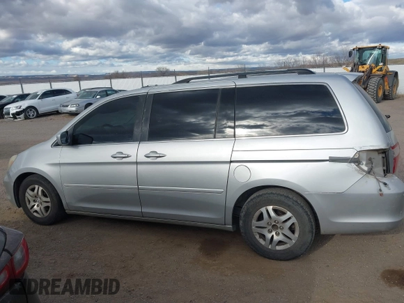 2005 Honda Odyssey TOURING with VIN 5FNRL38855B035443, listed as a IAAI auction lot 41748539 with 1 mi miles. Bid and sale history available at carsss.com. Image 13.