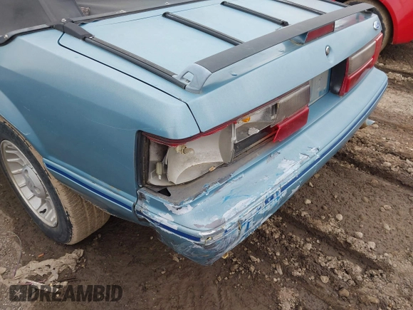 1993 Ford Mustang с VIN 1FACP44M3PF212921, выставлен на аукционе IAAI как лот 42337259 с пробегом 11 452 миль миль и . История ставок и продаж доступна на DreamBid. Изображение 6.