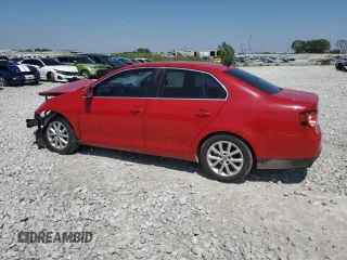 2010 Volkswagen Jetta SE z VIN 3VWRX7AJ8AM008426, wystawiony jako Copart lot #58332245 z przebiegiem 164 598 mil mil oraz Szkoda całkowita • Salvage title. Historia ofert i sprzedaży dostępna na DreamBid. Obrazek 2.