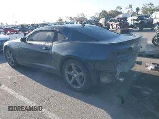 2014 Chevrolet Camaro LT z VIN 2G1FB1E35E9126793, wystawiony jako IAAI lot #41959896 z przebiegiem Nie podano mil oraz . Historia ofert i sprzedaży dostępna na DreamBid. Obrazek 3.