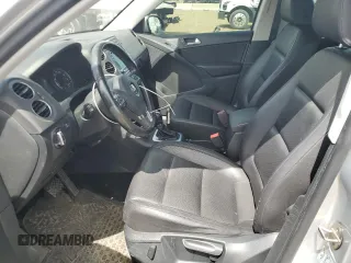 2017 Volkswagen Tiguan S with VIN WVGBV7AX0HK024471, listed as a Copart auction lot 54360875 with 183,469 mi miles and Clean Title. Bid and sale history available at DreamBid. Image 7.
