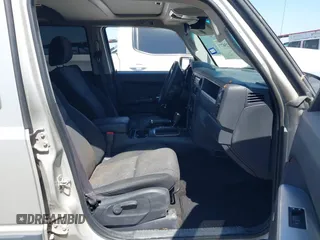 2009 Jeep Commander Sport с VIN 1J8HH48K29C519418, выставлен на аукционе IAAI как лот 42258779 с пробегом 152 474 миль миль и . История ставок и продаж доступна на DreamBid. Изображение 5.