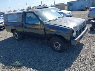1993 Nissan Trucks 2WD with VIN 1N6SD11S5PC420040, listed as a IAAI auction lot 42093538 with 175,578 mi miles. Bid and sale history available at carsss.com. Image 1.