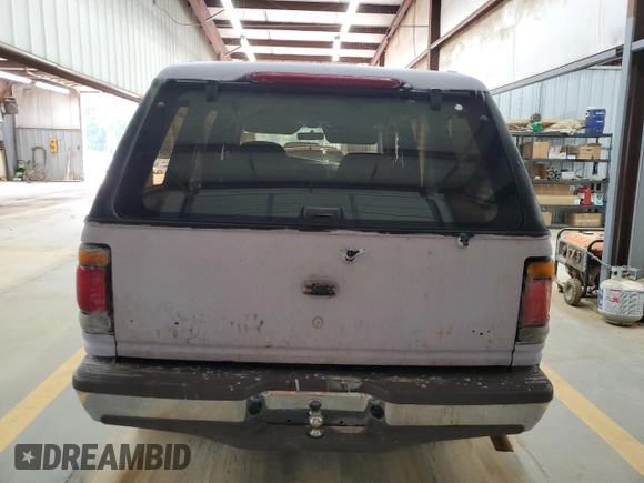 1997 Ford Explorer XL с VIN 1FMDU34E9VZB05163, выставлен на аукционе Copart как лот 69051374 с пробегом 113 148 миль миль и Списание • Salvage title. История ставок и продаж доступна на DreamBid. Изображение 6.