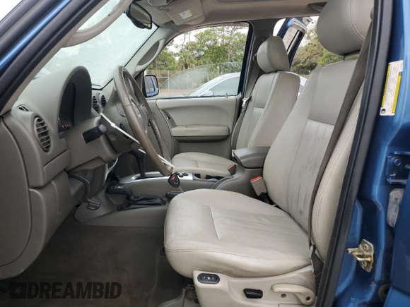 2005 Jeep Liberty Limited z VIN 1J8GL58K95W558452, wystawiony jako Copart lot #47108655 z przebiegiem 80 163 mil mil oraz Szkoda całkowita • Salvage title. Historia ofert i sprzedaży dostępna na DreamBid. Obrazek 7.