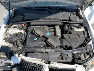 2007 BMW 3 Series 328i with VIN WBAVC53527FZ74813, listed as a Copart auction lot 62311675 with 159,332 mi miles and Salvage title. Bid and sale history available at DreamBid. Image 11.