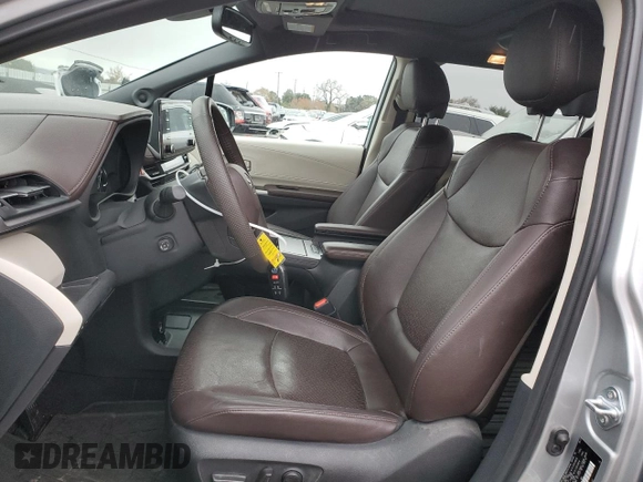 2023 Toyota Sienna Platinum with VIN 5TDESKFC6PS093059, listed as a Copart auction lot 84560654 with 19,173 mi miles and Salvage Title. Bid and sale history available at DreamBid. Image 7.