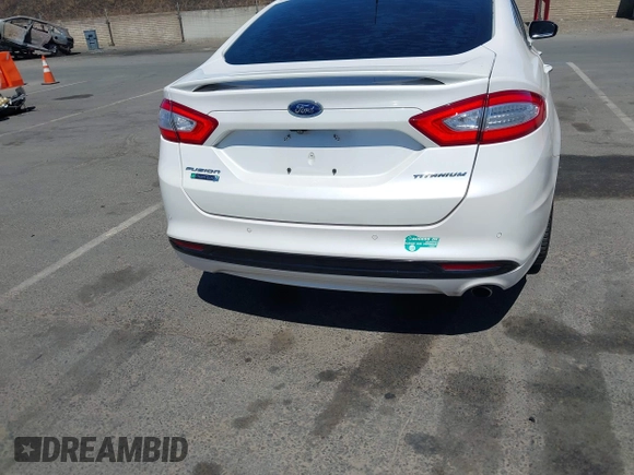 2016 Ford Fusion Titanium z VIN 3FA6P0SU2GR357508, wystawiony jako IAAI lot #42551834 z przebiegiem 177 425 mil mil oraz . Historia ofert i sprzedaży dostępna na DreamBid. Obrazek 16.
