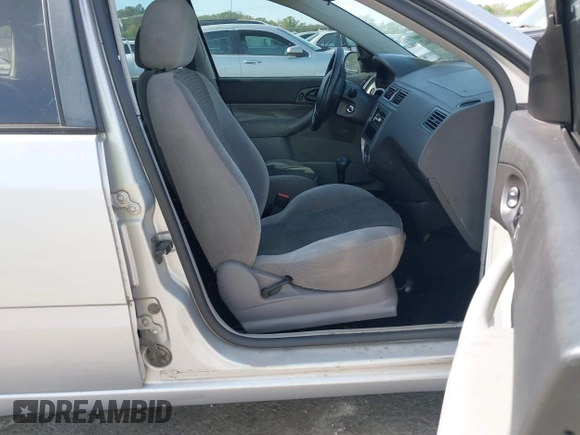 2006 Ford Focus S z VIN 1FAHP37N46W190690, wystawiony jako IAAI lot #42104962 z przebiegiem 159 875 mil mil oraz . Historia ofert i sprzedaży dostępna na DreamBid. Obrazek 5.
