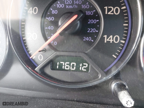 2005 Honda Civic Sdn LX SSRS with VIN 2HGES16645H630173, listed as a IAAI auction lot 41852270 with 176,012 mi miles. Bid and sale history available at carsss.com. Image 7.
