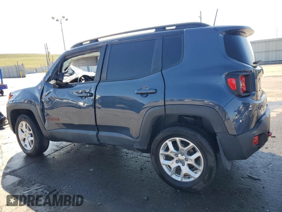 2021 Jeep Renegade Trailhawk z VIN ZACNJDC12MPM31659, wystawiony jako Copart lot #53104325 z przebiegiem Nie podano mil oraz Szkoda całkowita • Salvage title. Historia ofert i sprzedaży dostępna na DreamBid. Obrazek 2.