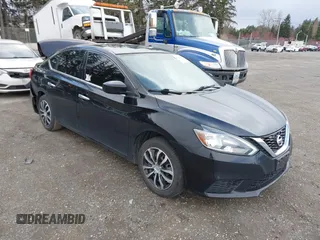 2017 Nissan Sentra SR with VIN 3N1AB7AP8HL670433, listed as a IAAI auction lot 41746009 with 114,811 mi miles and . Bid and sale history available at carsss.com. Image 1.