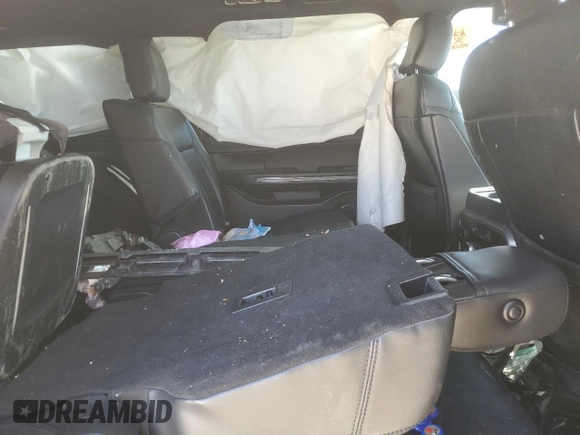2018 Ford Expedition XLT with VIN 1FMJU1HT8JEA17688, listed as a Copart auction lot 43775715 with 98,377 mi miles and Salvage Title. Bid and sale history available at carsss.com. Image 12.