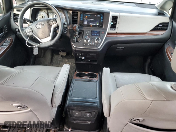 2017 Toyota Sienna XLE with VIN 5TDDZ3DC5HS181117, listed as a Copart auction lot 48122515 with 53,376 mi miles and Salvage title. Bid and sale history available at DreamBid. Image 8.