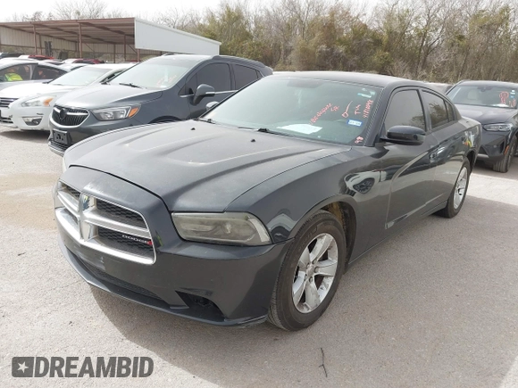 2013 Dodge Charger SE z VIN 2C3CDXBG8DH613669, wystawiony jako IAAI lot #41810048 z przebiegiem 194 428 mil mil oraz . Historia ofert i sprzedaży dostępna na DreamBid. Obrazek 2.