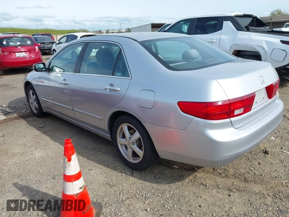 2005 Honda Accord EX z VIN 1HGCM56785A076555, wystawiony jako IAAI lot #41991003 z przebiegiem 239 344 mil mil oraz . Historia ofert i sprzedaży dostępna na DreamBid. Obrazek 3.