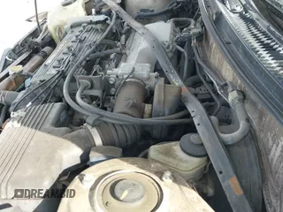 1993 Toyota Corolla z VIN 1NXAE00E0PZ082330, wystawiony jako IAAI lot #42268383 z przebiegiem 62 328 mil mil oraz . Historia ofert i sprzedaży dostępna na DreamBid. Obrazek 13.