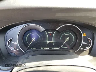 2019 BMW 5 Series 530e с VIN WBAJA9C5XKB388713, выставлен на аукционе Copart как лот 51019565 с пробегом 33 640 миль миль и Списание • Salvage title. История ставок и продаж доступна на DreamBid. Изображение 9.