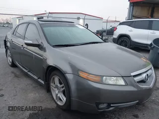 2008 Acura TL with VIN 19UUA66228A027542, listed as a IAAI auction lot 41898137 with 209,033 mi miles. Bid and sale history available at carsss.com. Image 1.