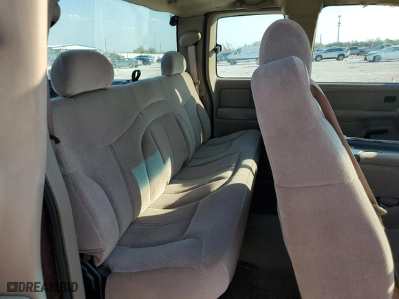2001 GMC New Sierra 1500 SLE with VIN 1GTEC19VX1Z161907, listed as a Copart auction lot 47451065 with NaN miles and Salvage Title. Bid and sale history available at carsss.com. Image 11.