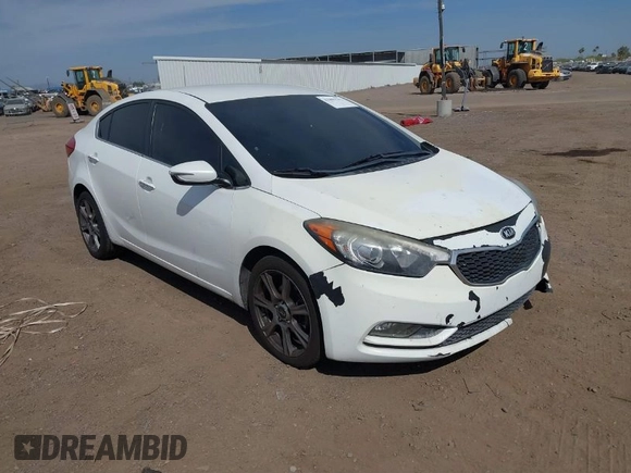 2014 Kia Forte EX with VIN KNAFX4A89E5232153, listed as a IAAI auction lot 41902512 with 133,978 mi miles. Bid and sale history available at carsss.com. Image 1.