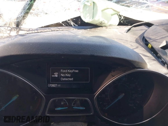 2017 Ford Escape Titanium with VIN 1FMCU0JD6HUE01006, listed as a IAAI auction lot 41632918 with 70,927 mi miles. Bid and sale history available at carsss.com. Image 7.