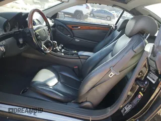 2005 Mercedes-Benz SL 500 z VIN WDBSK75F75F097824, wystawiony jako Copart lot #54317815 z przebiegiem Nie podano mil oraz Nie do naprawy • Non repairable. Historia ofert i sprzedaży dostępna na DreamBid. Obrazek 7.