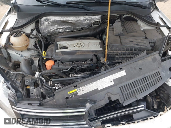2017 Volkswagen Tiguan Wolfsburg Edition with VIN WVGRV7AX5HK019734, listed as a IAAI auction lot 41391911 with 123,005 mi miles and . Bid and sale history available at DreamBid. Image 10.