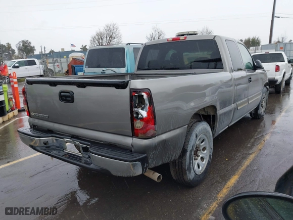 2006 Chevrolet Silverado 1500 LT1 with VIN 2GCEC19V061342207, listed as a IAAI auction lot 41798860 with 298,258 mi miles. Bid and sale history available at carsss.com. Image 4.