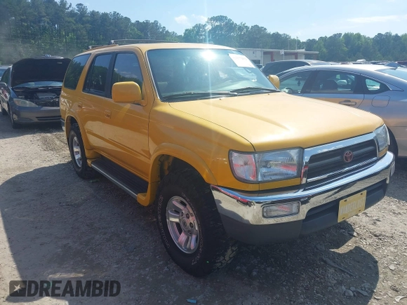 1996 Toyota 4Runner SR5 z VIN JT3GN86R3T0004069, wystawiony jako IAAI lot #42277253 z przebiegiem 300 768 mil mil oraz . Historia ofert i sprzedaży dostępna na DreamBid. Obrazek 1.