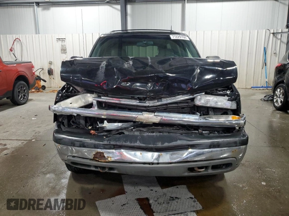 2002 Chevrolet Suburban LT with VIN 1GNFK16Z82J227408, listed as a Copart auction lot 71229194 with 304,713 mi miles and Salvage Title. Bid and sale history available at carsss.com. Image 5.