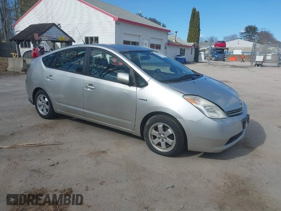 2005 Toyota Prius with VIN JTDKB20U653014332, listed as a IAAI auction lot 42010139 with 128,147 mi miles. Bid and sale history available at carsss.com. Image 1.