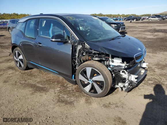 2020 BMW i3 with VIN WBY8P2C07L7G73838, listed as a Copart auction lot 38145783 with 8,736 mi miles. Bid and sale history available at carsss.com. Image 4.