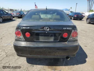 2002 Lexus IS 300 with VIN JTHBD192520040065, listed as a Copart auction lot 72297414 with 137,777 mi miles and Salvage Title. Bid and sale history available at carsss.com. Image 6.