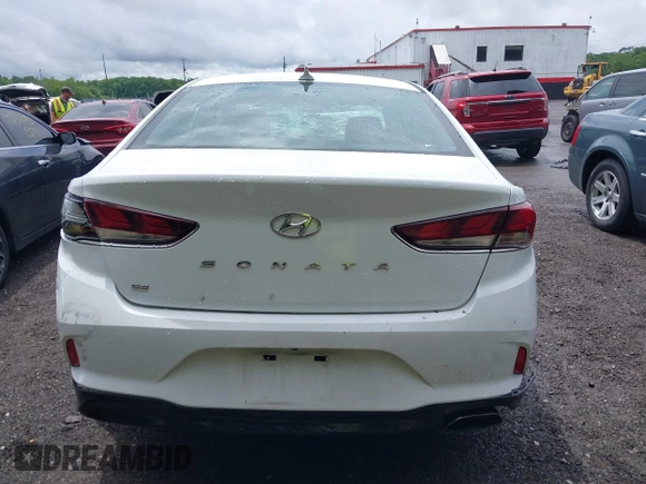 2018 Hyundai Sonata SE z VIN 5NPE24AF7JH644044, wystawiony jako IAAI lot #42274958 z przebiegiem Nie podano mil oraz . Historia ofert i sprzedaży dostępna na DreamBid. Obrazek 17.