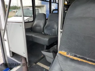 2015 Ford Econoline Commercial with VIN 1FDEE3FL8FDA16096, listed as a Copart auction lot 68646434 with 243,644 mi miles and Salvage Title. Bid and sale history available at carsss.com. Image 11.