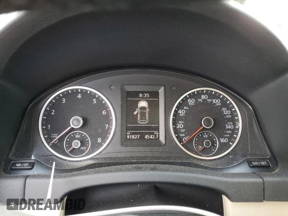2016 Volkswagen Tiguan S with VIN WVGBV7AX7GW585550, listed as a Copart auction lot 54253155 with 91,827 mi miles and Salvage Title. Bid and sale history available at DreamBid. Image 9.
