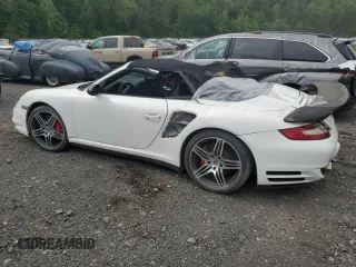 2008 Porsche 911 z VIN WP0CD29958S708310, wystawiony jako Copart lot #57027855 z przebiegiem 13 226 mil mil oraz Nie do naprawy • Non repairable. Historia ofert i sprzedaży dostępna na DreamBid. Obrazek 2.