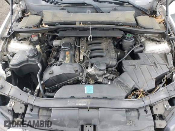 2007 BMW 3 Series 328i with VIN WBAVA33537KX82687, listed as a Copart auction lot 61492395 with 167,903 mi miles and Salvage title. Bid and sale history available at DreamBid. Image 11.