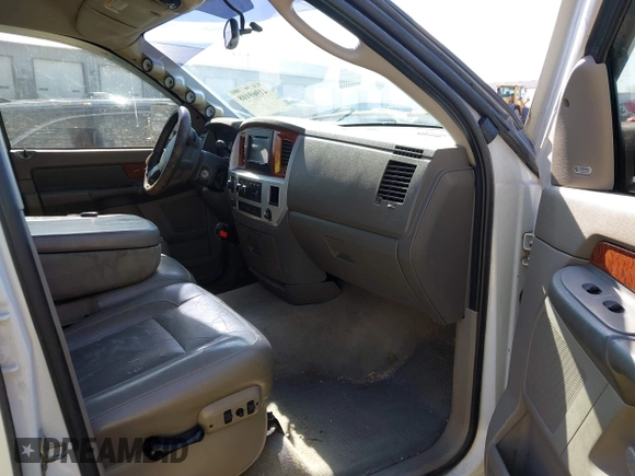2006 Dodge 2500 SLT with VIN 3D7KS28C96G123013, listed as a IAAI auction lot 41969108 with 330,447 mi miles and . Bid and sale history available at DreamBid. Image 5.